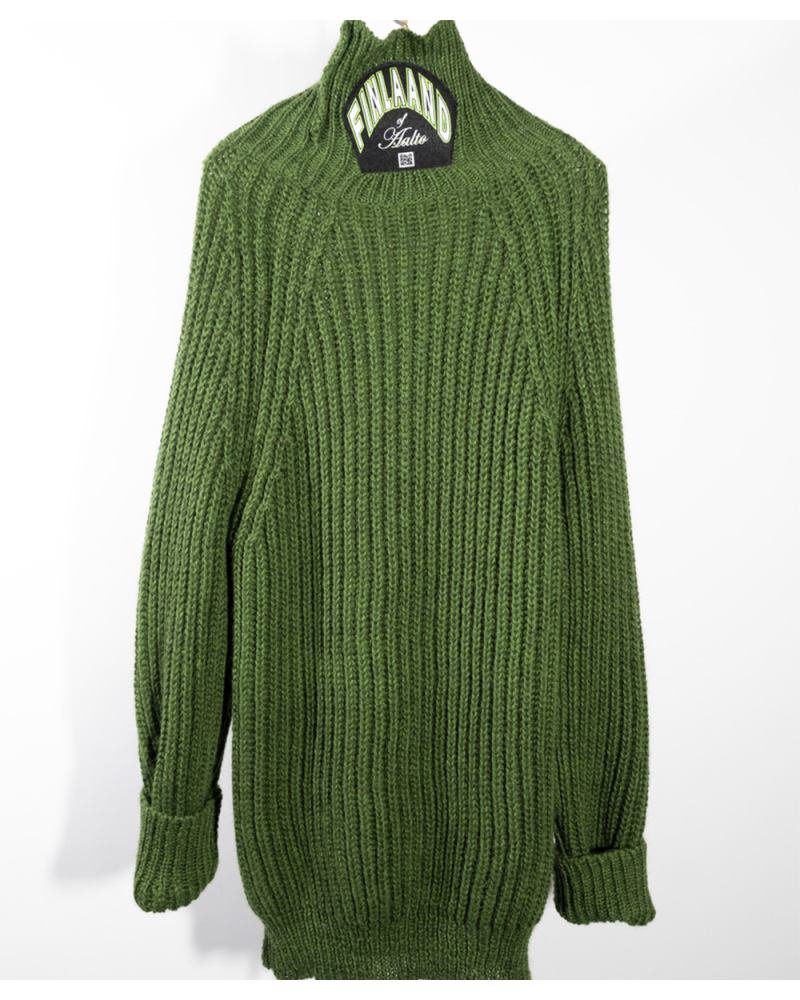 Hand-knitted turtleneck Jumper