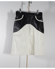 Mini Jupe en simili cuir Mini Jupe en simili cuir