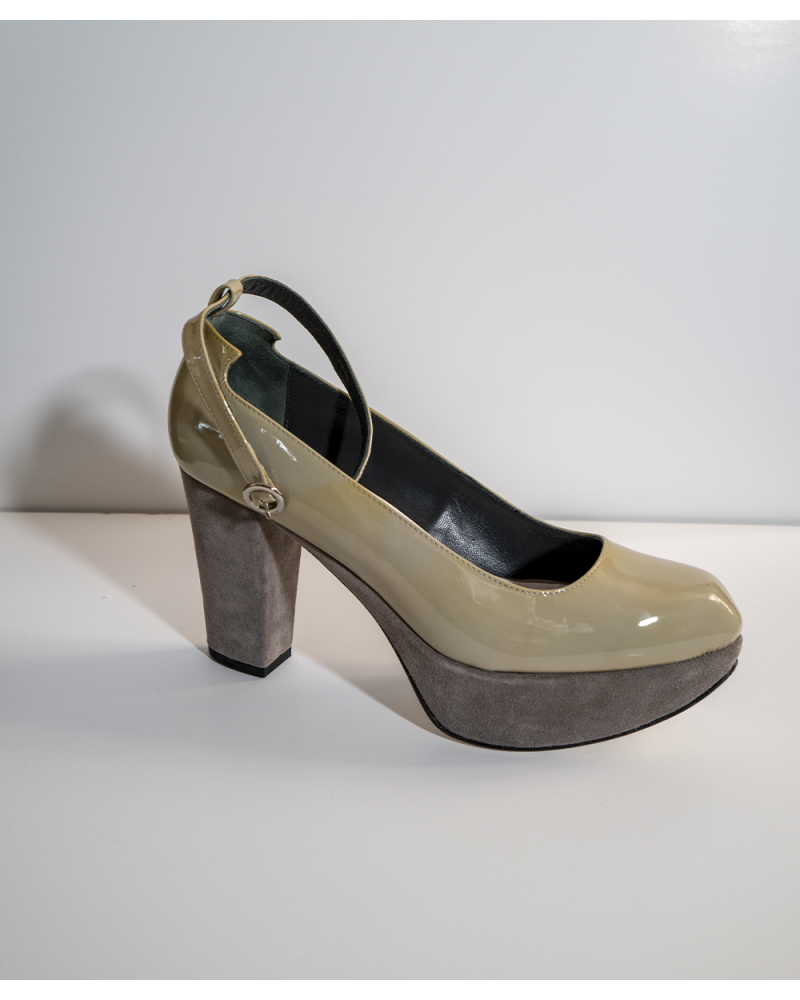 Laura Model Laura Model