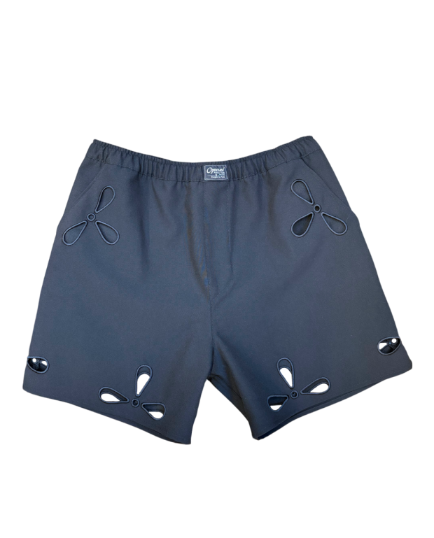 Short à découpes Pétales noir Short à découpes Pétales noir