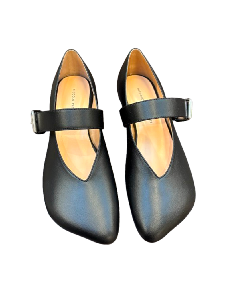 Slanted strap Ballerinas black