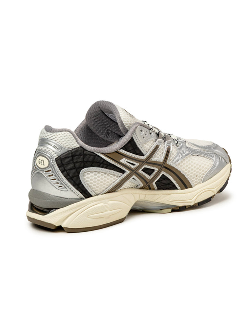 Gel Nimbus 10.1 Cream/Pure silver Gel Nimbus 10.1 Cream/Pure silver