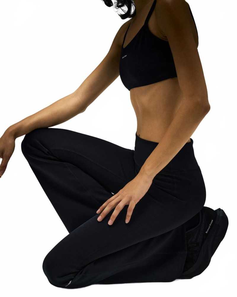 Flared Studio Legging - District Vision - Black