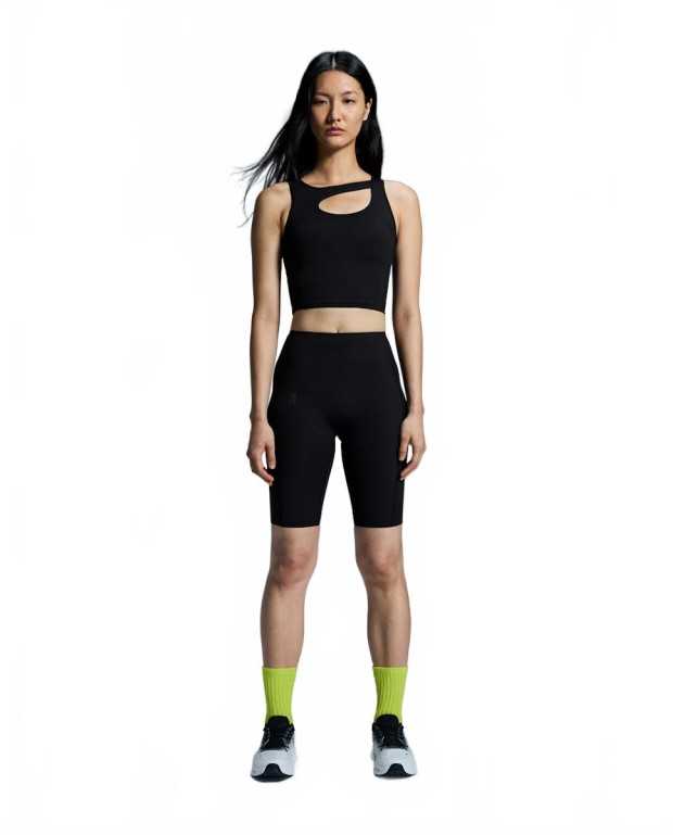 Studio Cut-Out Crop 1 Women - On Running - Black Studio Cut-Out Crop 1 Women - On Running - Black
