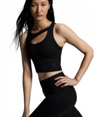 Studio Cut-Out Crop 1 Women - On Running - Black Studio Cut-Out Crop 1 Women - On Running - Black