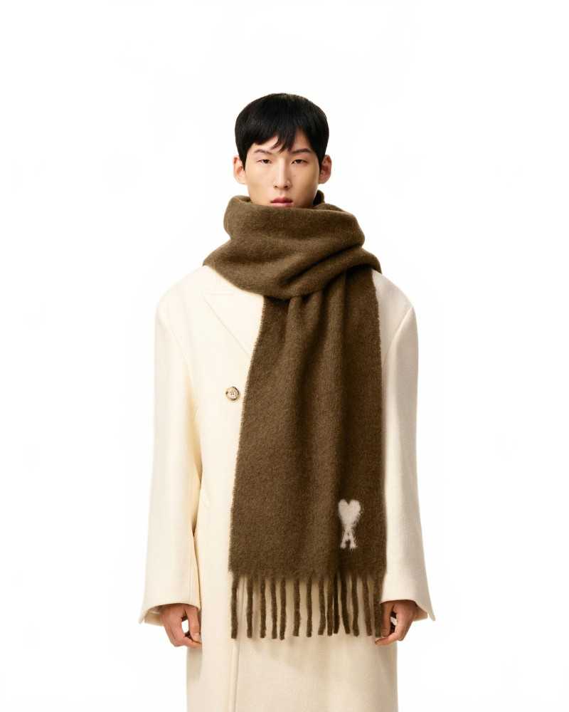 Ami De Coeur Hazel scarf - Ami - Noisette Ami De Coeur Hazel scarf - Ami - Noisette